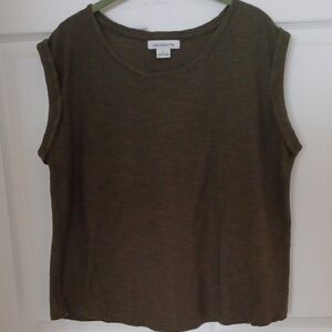 Women's Brown Top